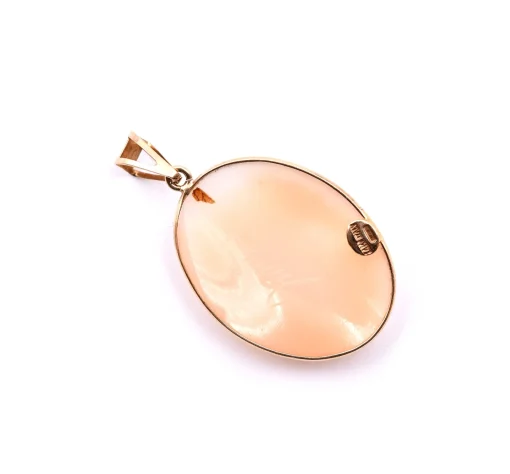 Cameo 14k Yellow Gold Pendant