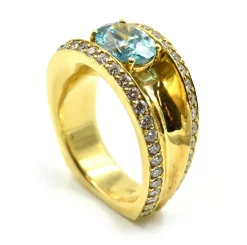 2.01 Carat Irradiated Oval Diamond with Accent Diamonds 18k Yellow Gold Ring