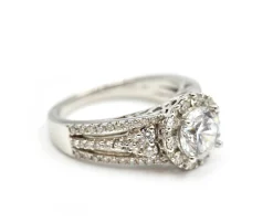 0.83 Carats Diamond & Cubic Zirconia Gregg Ruth 18k White Gold Semi-Mount Ring