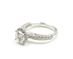 0.92 Carats Diamond with Cubic Zirconia Platinum Semi-Mount Engagement Ring