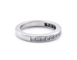 1.00cttw Princes cut Diamond Platinum Band