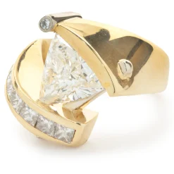 Gauthier 18 Karat Yellow Gold Trillion Cut Diamond Engagement Ring