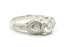 14k White Gold and 0.91ct European Diamond Ring Size 6
