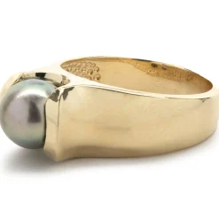 18k Yellow Gold Tahitian Pearl Ring