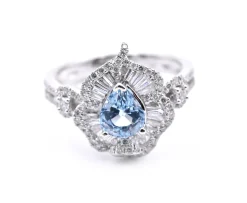 14 Karat White Gold Aquamarine and Diamond Ring