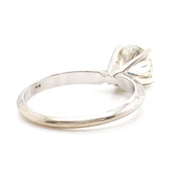 14 Karat White Gold 1.00ct Round Brilliant Cut Diamond Engagement Ring