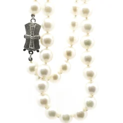 14 Karat White Gold Cultured Fresh Water Pearl Necklace