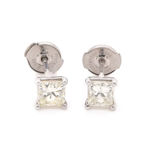 14 Karat White Gold Diamond Stud Earrings