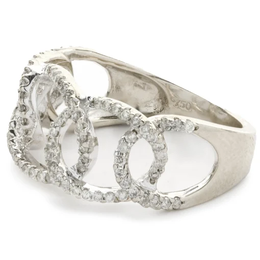 14 Karat White Gold Diamond Oval Link Band