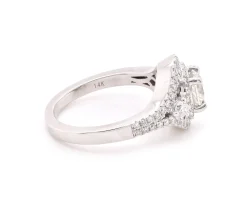 14 Karat White Gold Diamond Engagement Ring