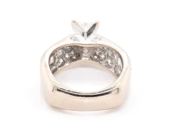 14 Karat White Gold Diamond Engagement Ring