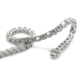14 Karat White Gold Diamond Tennis Bracelet