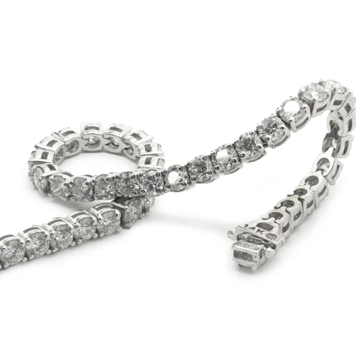 14 Karat White Gold Diamond Tennis Bracelet