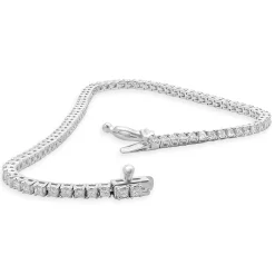 14 Karat White Gold Diamond Tennis Bracelet