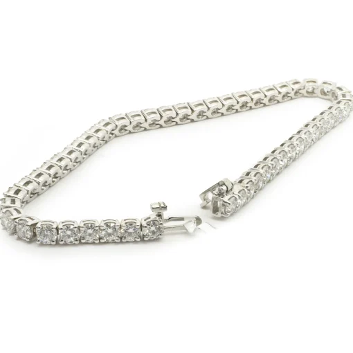 14 Karat White Gold Diamond Tennis Bracelet