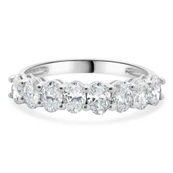 18 Karat White Gold Oval Diamond Band