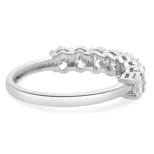 18 Karat White Gold Oval Diamond Band