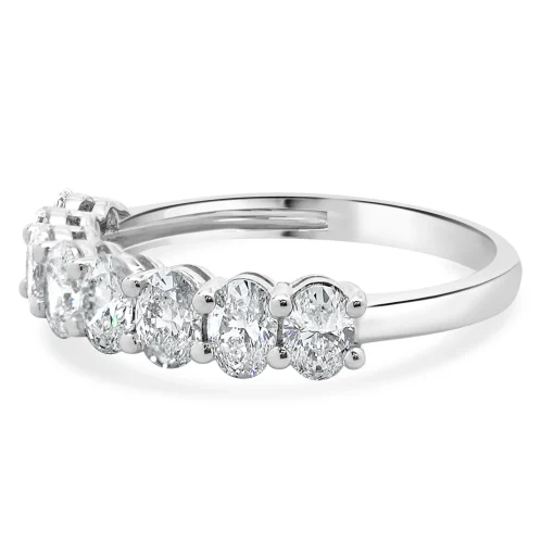 18 Karat White Gold Oval Diamond Band