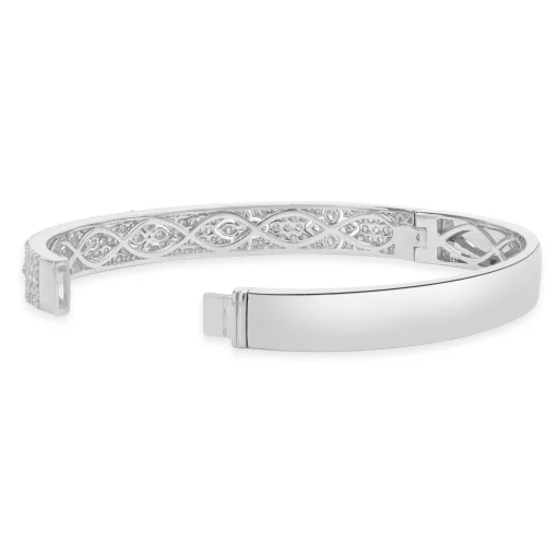 18 Karat White Gold Pave Diamond Bangle Bracelet with Floral Cut Out Stations