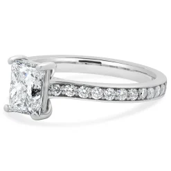18 Karat White Gold Radiant Cut Diamond Engagement Ring