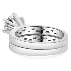 14 Karat White Gold Round Brilliant Cut Diamond Engagement Ring