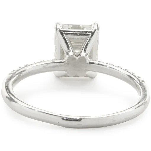 14 Karat White Gold Round Brilliant Cut Diamond Engagement Ring