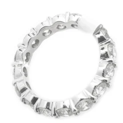 18 Karat White Gold Round Brilliant Diamond Eternity Band