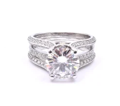 18 Karat White Gold Simon G Diamond Semi Mount with CZ Center and Matching Diamond Band