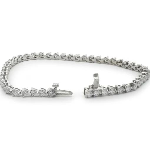 14 Karat White Gold Three Prong Diamond Tennis Bracelet