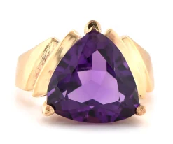 10 Karat Yellow Gold Amethyst Ring