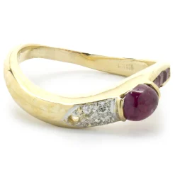 18 Karat Yellow Gold Cabochon Ruby and Diamond Ring