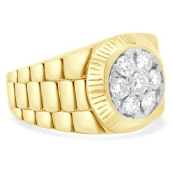 18 Karat Yellow Gold Diamond Cluster Ring