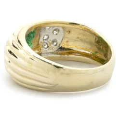 18 Karat Yellow Gold Emerald and Diamond Ribbed Ring