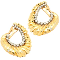 18 Karat Yellow Gold Faceted Ornate Diamond Oval Earrings