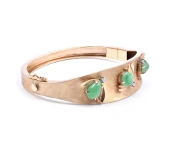 14 Karat Yellow Gold Vintage Jade Bee and Diamond Bangle Bracelet