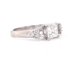 Platinum 1.05ct Diamond Engagement Ring